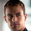 Theo James La serie divergente: Insurgente