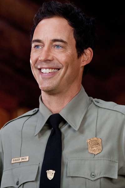 Tom Cavanagh El oso Yogui