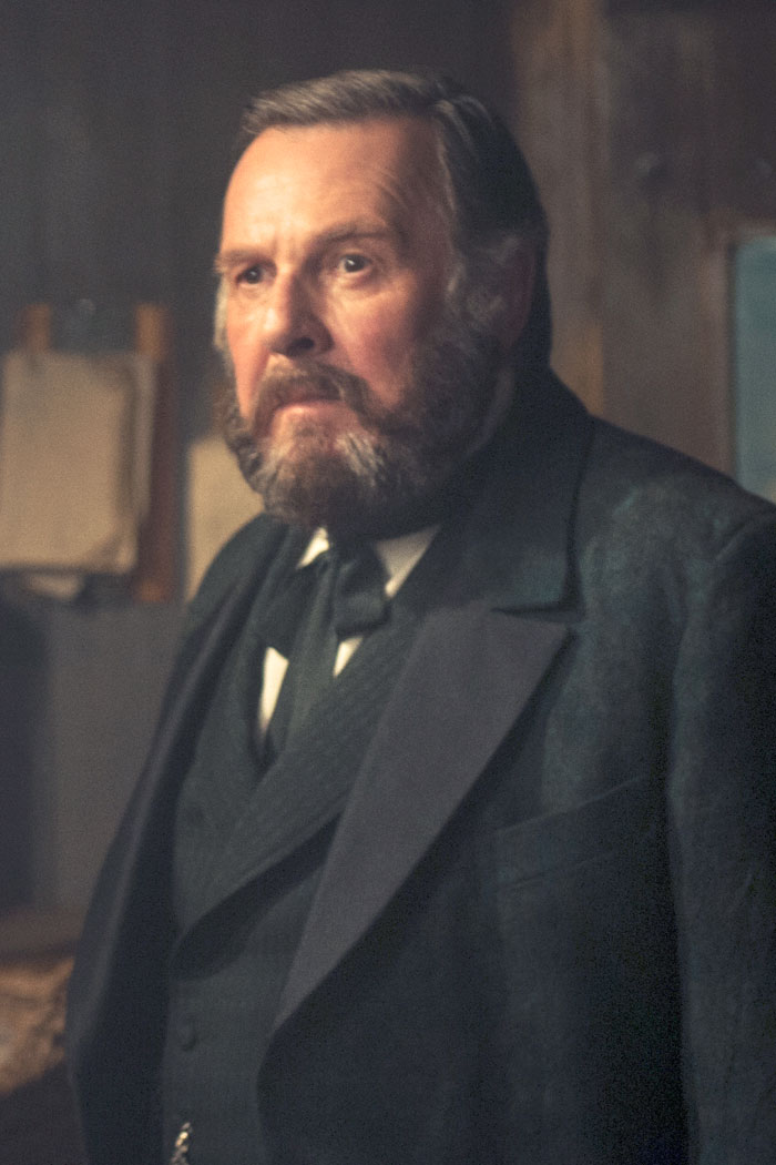 Tom Wilkinson El llanero solitario