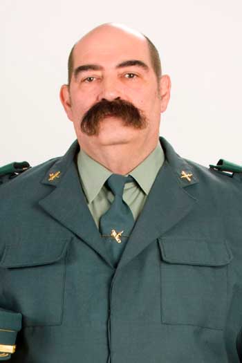 Tomás Sáez Ni pies ni cabeza