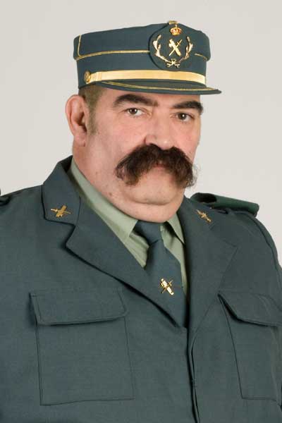 Tomás Sáez Ni pies ni cabeza