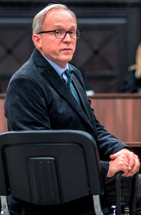 Ulrich Tukur En la sombra