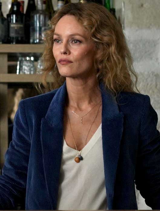 Vanessa Paradis Acosada