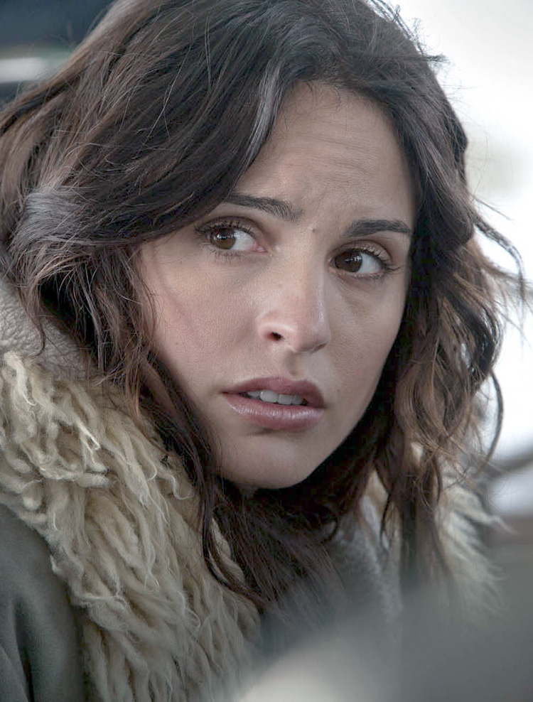 Verónica Echegui Kamikaze