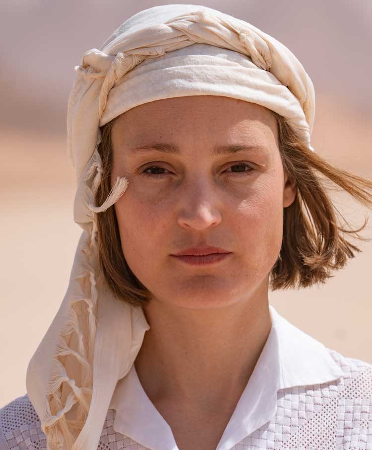 Vicky Krieps Viaje hacia el desierto