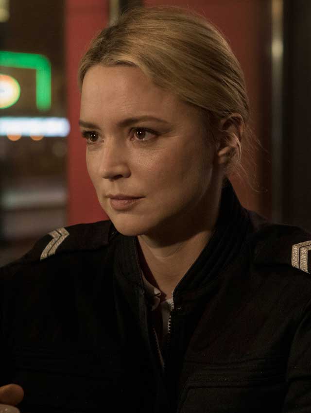 Virginie Efira Police