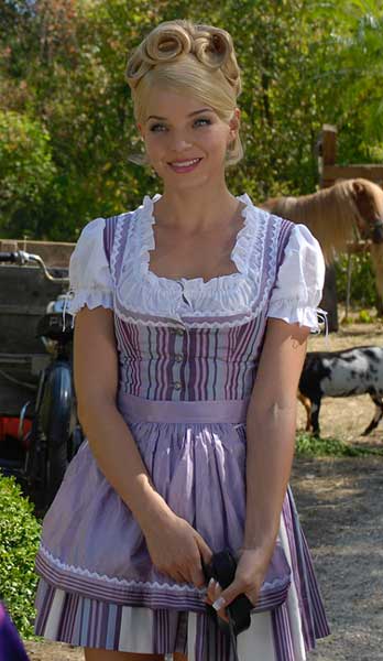 Yvonne Catterfeld Kika superbruja y el libro de hechizos