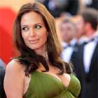 Angelina Jolie da a luz a mellizos
