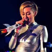 Miley Cyrus trabajará para Woody Allen
