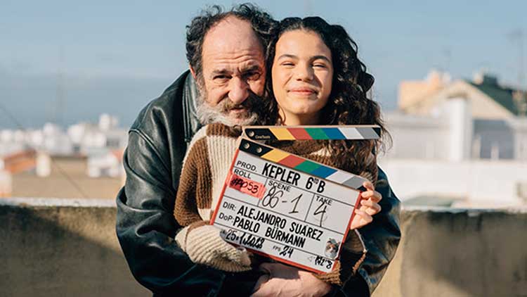 Karra Elejalde y Daniela Pezzoti en el rodaje de 'Kepler Sexto B'
