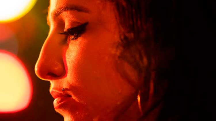 Marisa Abela como Amy Winehouse en 'Back to black'