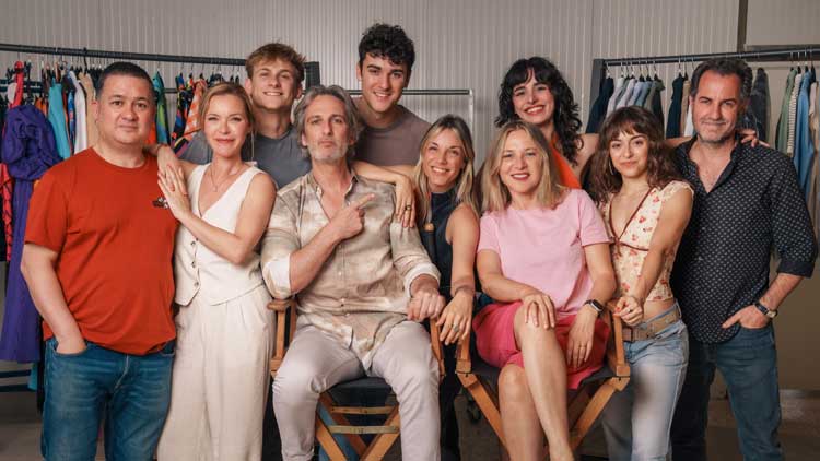 El elenco artístico de la película 'Todos los lados de la cama'