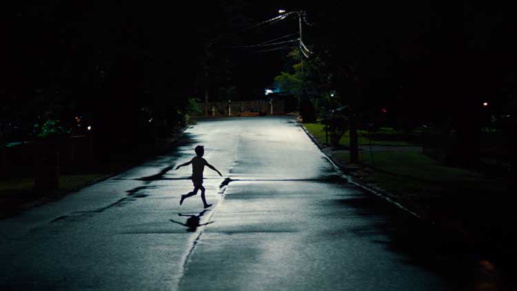 Fotograma de la película 'Weapons'