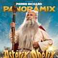Astérix y Obélix y el reino medio cartel reducido Pierre Richard es Panorámix