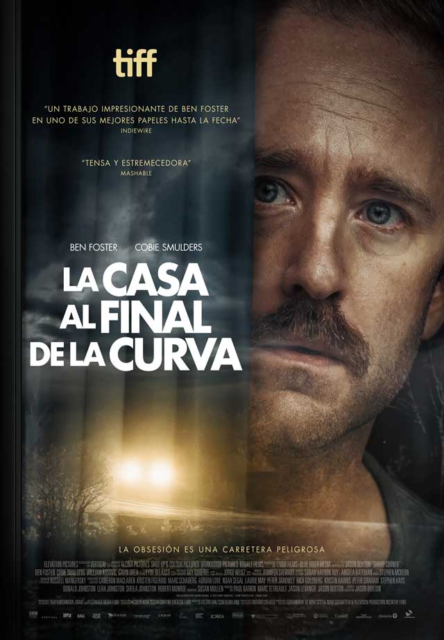 La casa al final de la curva - cartel