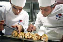 El pollo, el pez y el cangrejo real