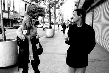 Buscando un beso a medianoche