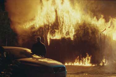 Millennium 2: La chica que soñaba con una cerilla y un bidón de gasolina