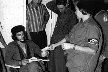 Che, un hombre nuevo