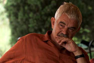 Bicicleta, cuchara, manzana