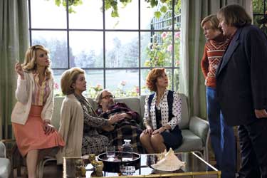 Potiche, mujeres al mujer