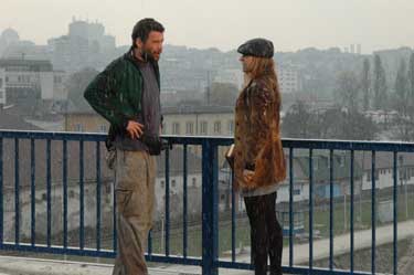 La mujer con la nariz rota