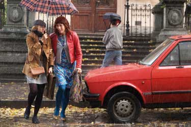 La mujer con la nariz rota