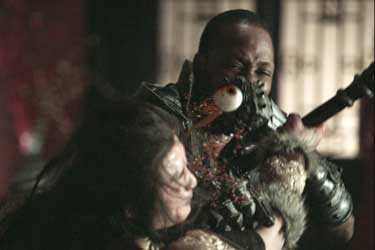 El hombre de los puños de hierro