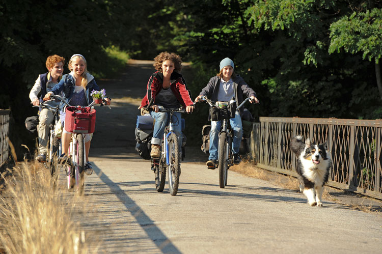 Los cinco y el misterio de la joya escondida
