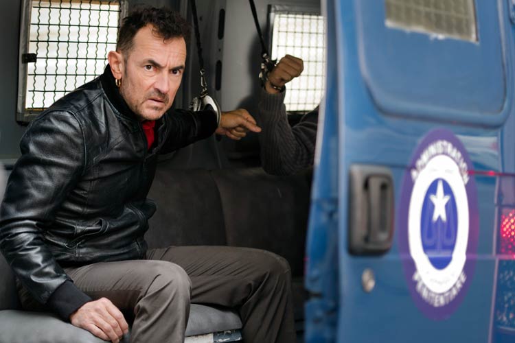 9 meses... de condena!