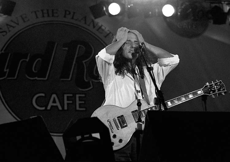 Antonio Vega: Tu voz entre otras mil