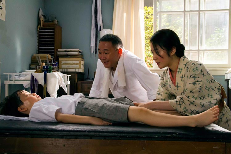 La casa del tejado rojo