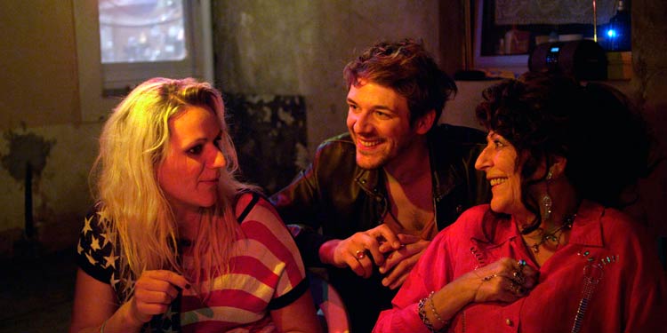 Mil noches, una boda