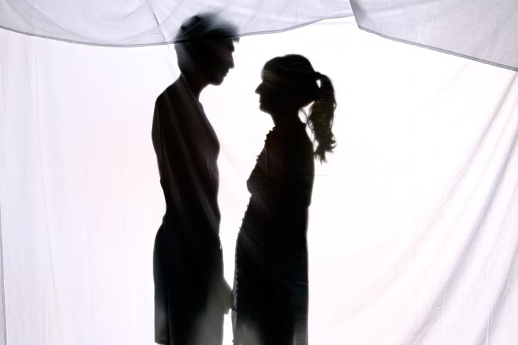 Los tontos y los estúpidos