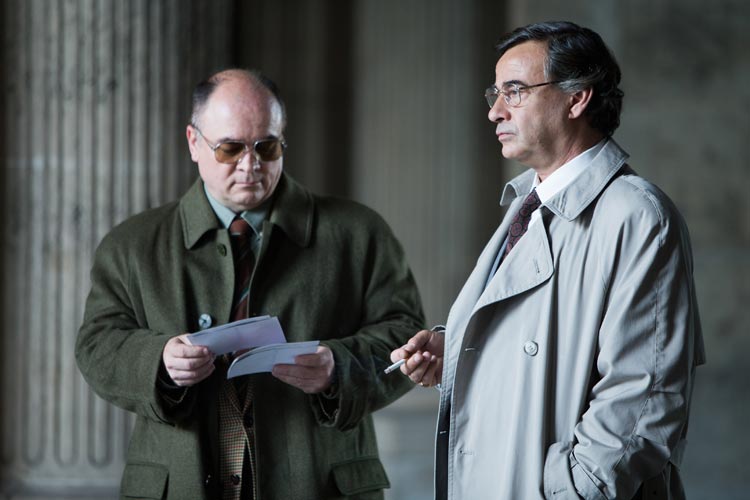 El hombre de las mil caras