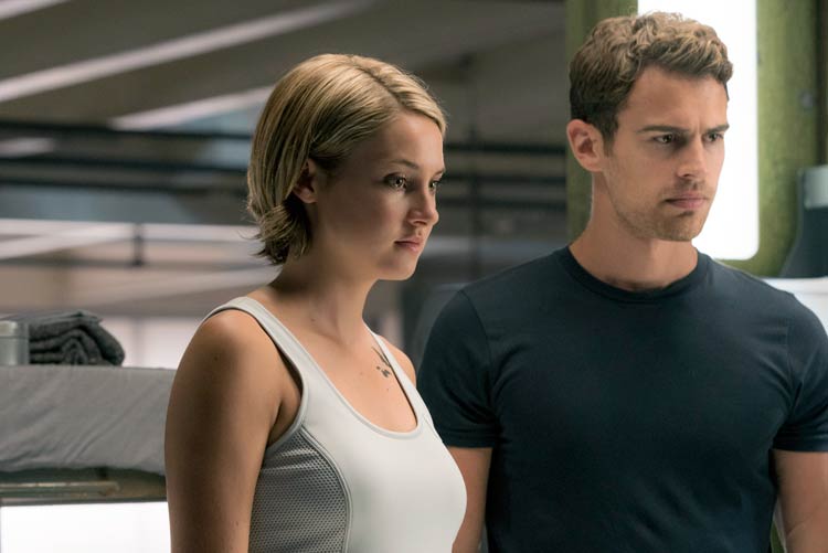 La serie divergente: Leal