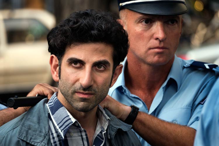 O los tres o ninguno