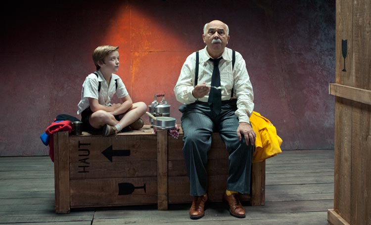 Benito Sansón y los taxis rojos