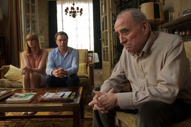 El Sr. Henri comparte piso