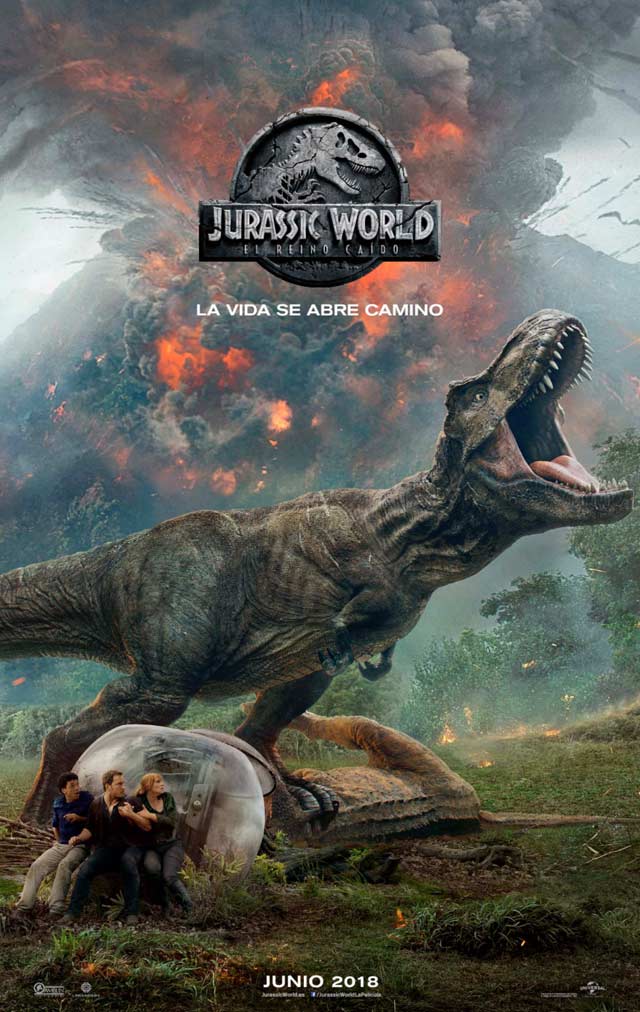 Jurassic World: El reino caído cartel de la película 2 de 2