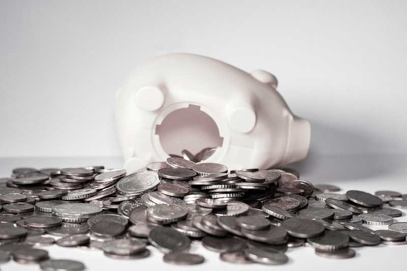 Ahorro en hucha dinero