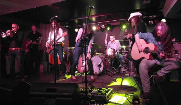 Corizonas en la Sala Studio 54 de León - abril 2012 - 1