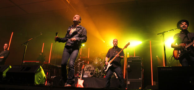 Love of Lesbian en concierto en León 2