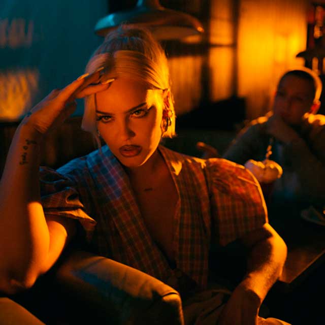 Anne-Marie con Aitch: Psycho - portada