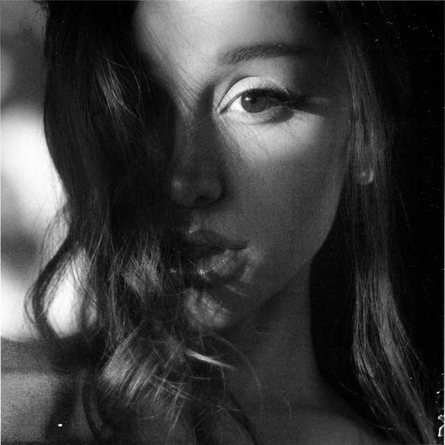 Ariana Grande: Hate that i made you love me - portada