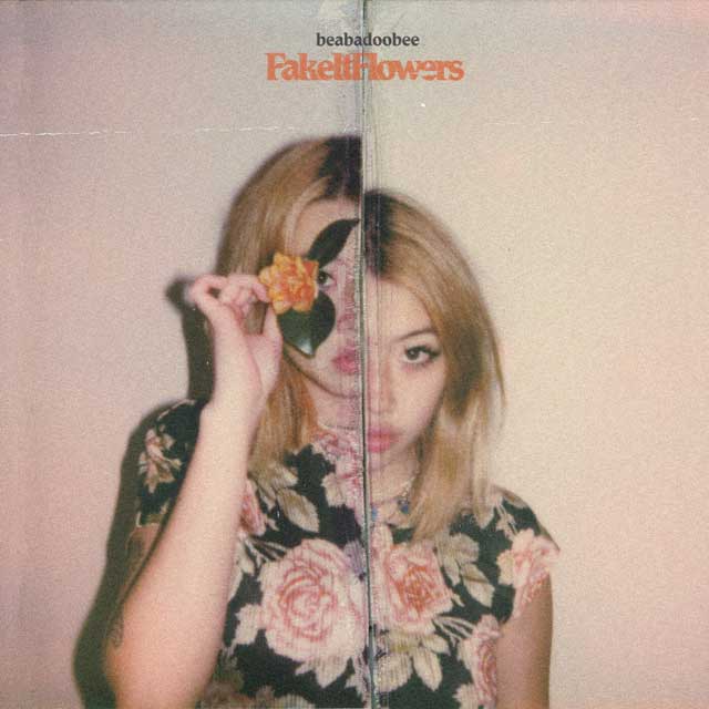 beabadoobee: Fake it flowers - portada