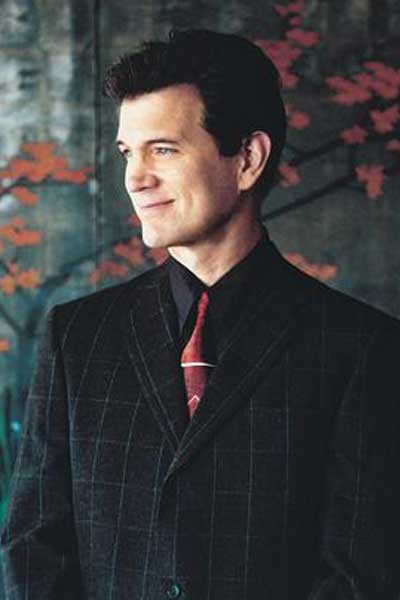 Chris Isaak