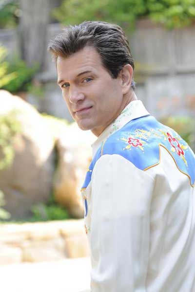 Chris Isaak