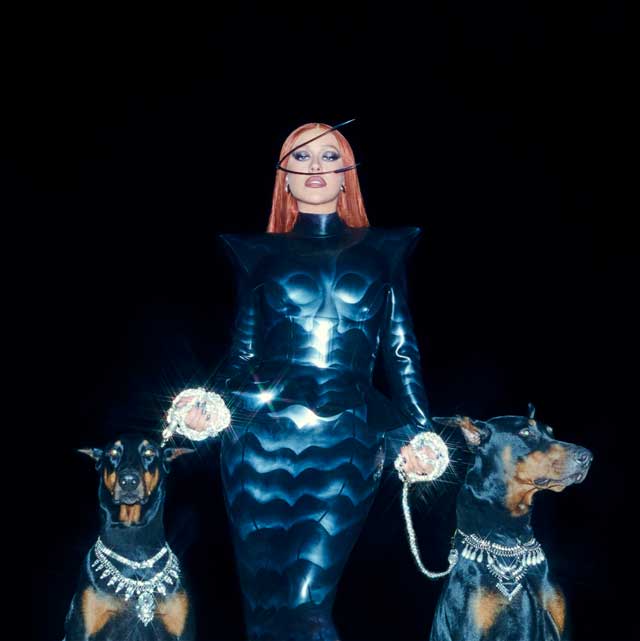 Christina Aguilera: Somos nada - portada