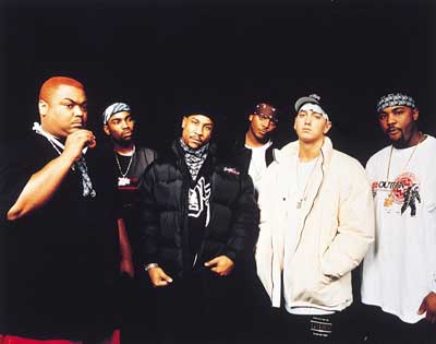 D12